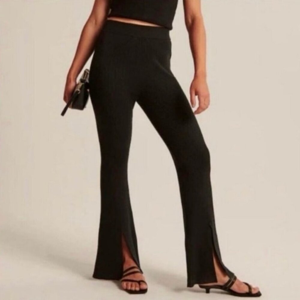 Abercrombie & Fitch Ribbed Flare Pants Black High Rise Split Hem XS EUC